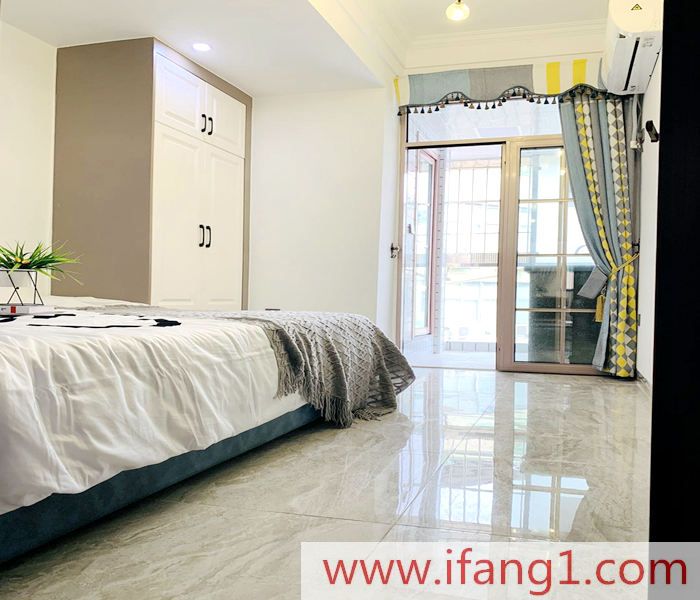 <a href=/longhua/ target=_blank class=infotextkey>大浪小產(chǎn)權(quán)房出售</a>:富麗華庭