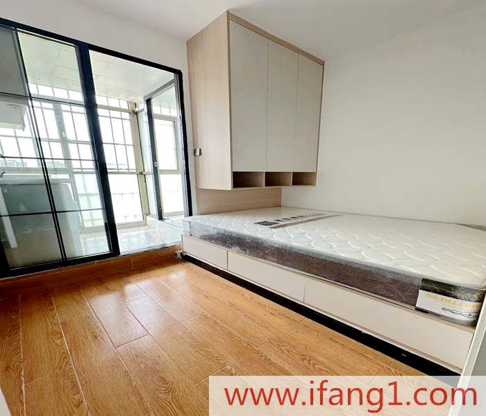 壹方城對面小產(chǎn)權(quán)房