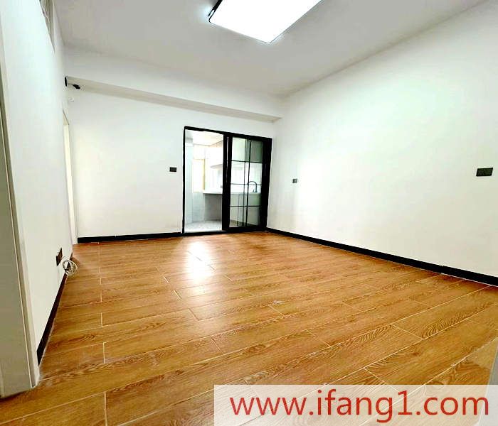 壹方城對面小產(chǎn)權(quán)房